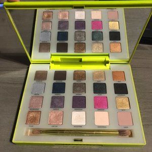Urban Decay Vice LTD Eyeshadow Palette